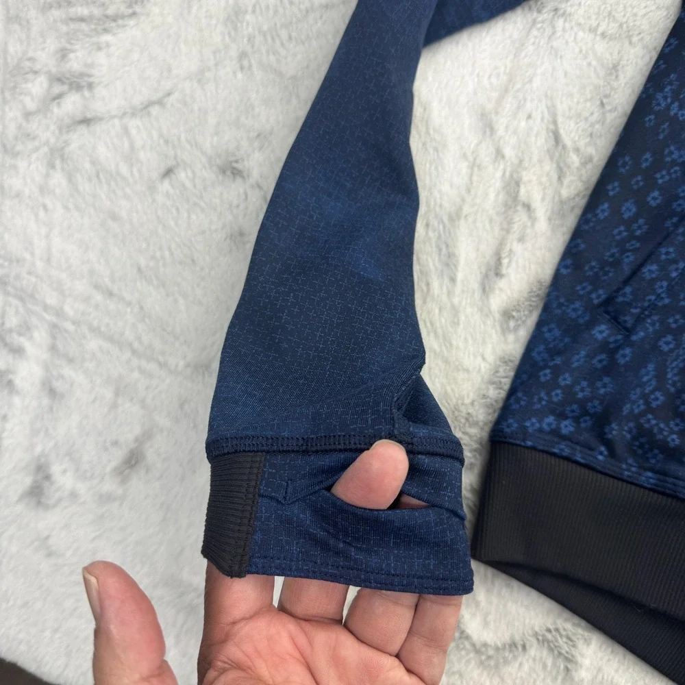 Lululemon Jacket Womens 10 Blue Geometric Full Zip Thumbholes Athletic Yoga